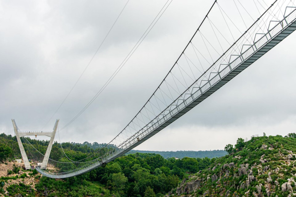 Passarela de Arouca com 516 metros de extensão e 175 metros de altura