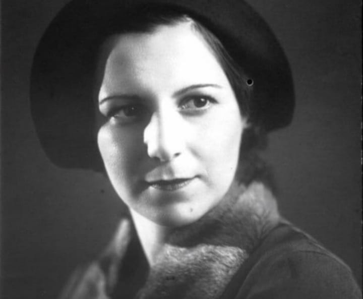 Luzia Rennó Moreira Prima nona de minha mãe Amelia Coelho