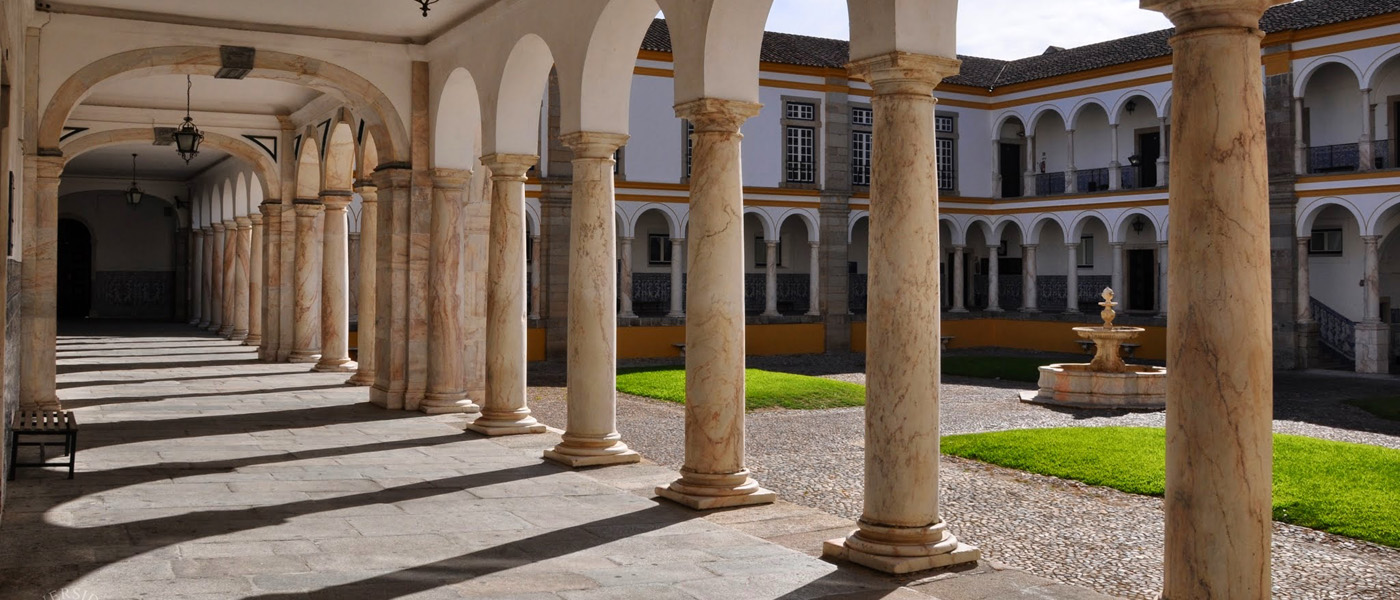 Universidade de Évora
