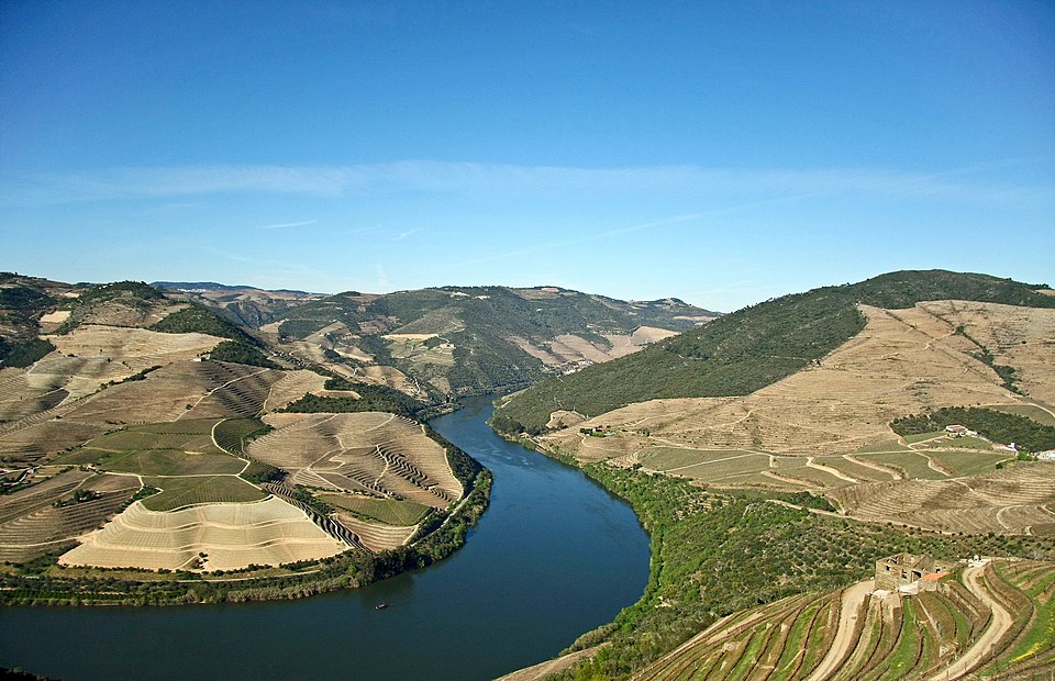 Rio Douro Portugal.jpg